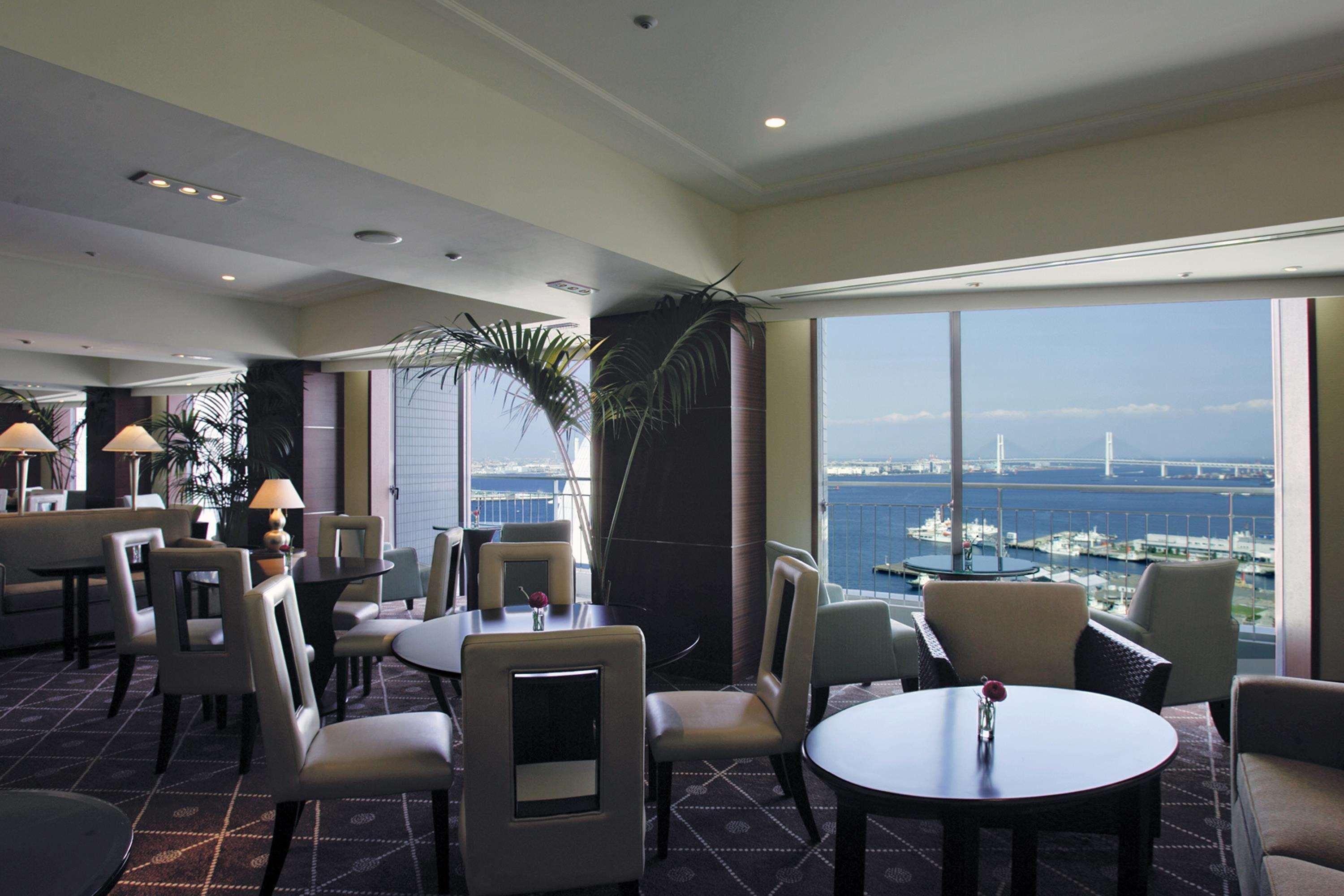 Hotel The Yokohama Bay Tokyu
